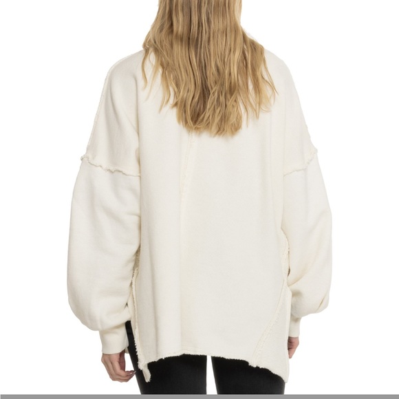 Free People Wonderful Sweater White and Oversized Size Medium - Picture 2 of 5
